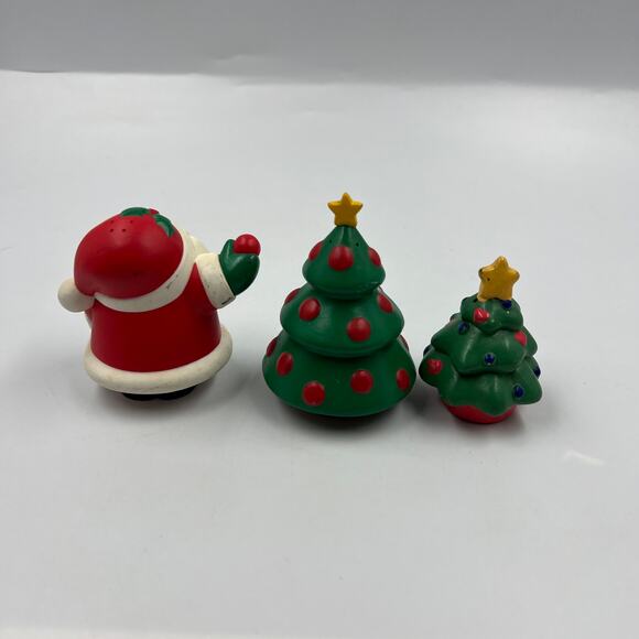 Vintage Set Christmas Salt Pepper Shakers Santa Claus Christmas Tree STAINED - Picture 9 of 10